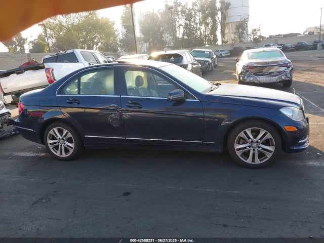 WDDGF4HB2EA965315 Mercedes-Benz 2014