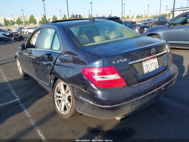 WDDGF4HB2EA965315 Mercedes-Benz 2014