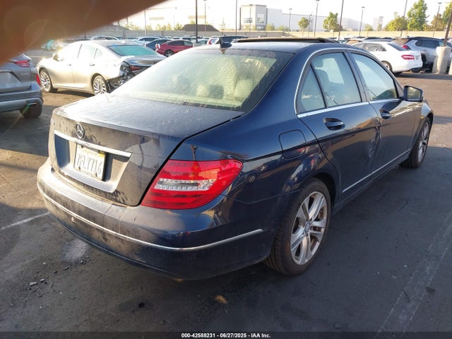 WDDGF4HB2EA965315 Mercedes-Benz 2014