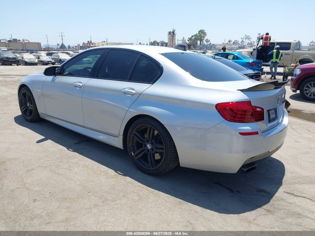 WBAKN9C52GD962015 BMW 2016