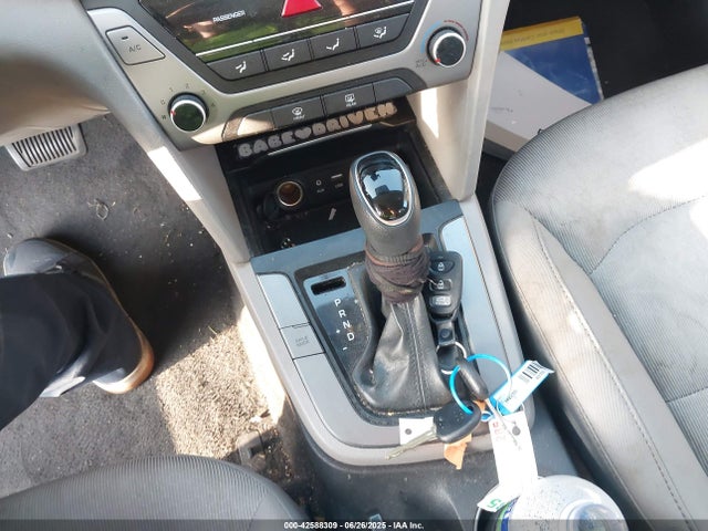 5NPD74LF8HH202362 Hyundai 2017
