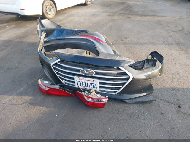 5NPD74LF8HH202362 Hyundai 2017