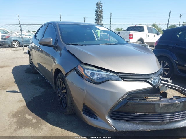 Toyota 2zr-fe 2017 2T1BURHE0HC807086 Image 1