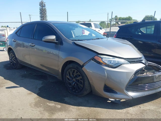 Toyota 2zr-fe 2017 2T1BURHE0HC807086 Image 13