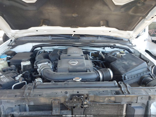 1N6AD0EV9KN870393 Nissan 2019