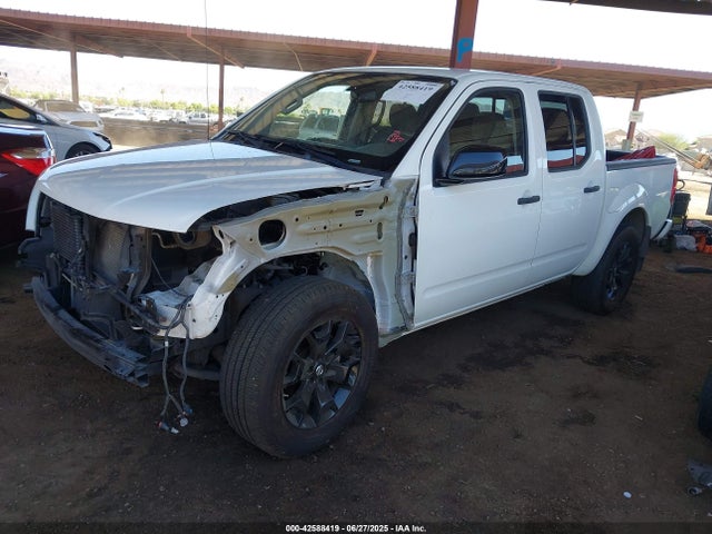 1N6AD0EV9KN870393 Nissan 2019