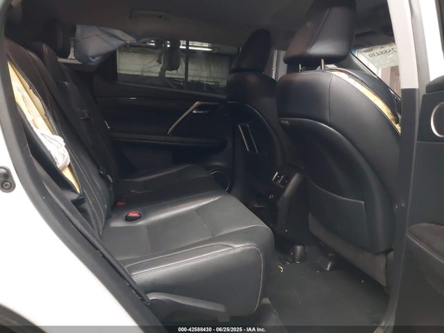Lexus 2017 2017 2T2ZZMCA9HC047114 Image 8