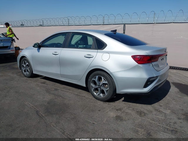 KIA mpi nu 2021 3KPF24AD8ME316708 Image 3