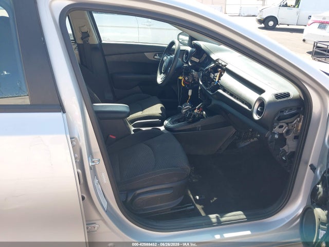 KIA mpi nu 2021 3KPF24AD8ME316708 Image 5