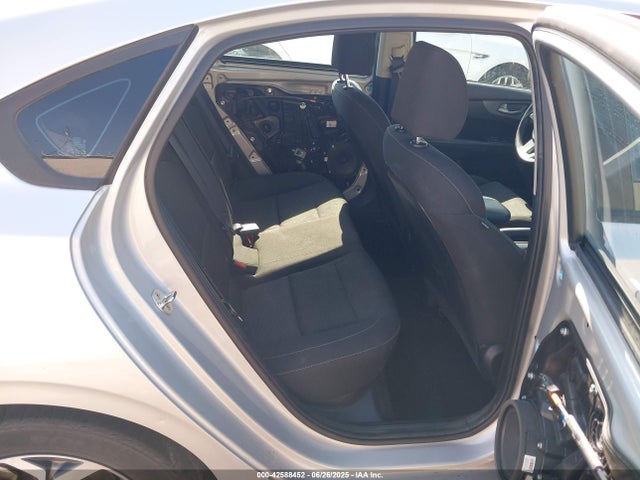 KIA mpi nu 2021 3KPF24AD8ME316708 Image 8