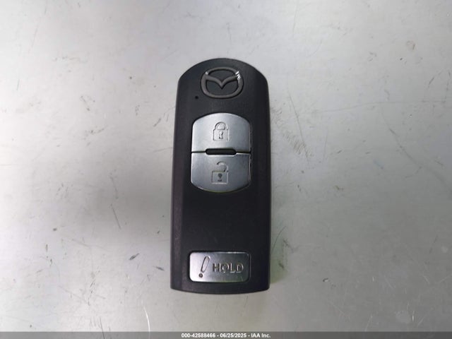JM3KE2DY9G0835456 Mazda py