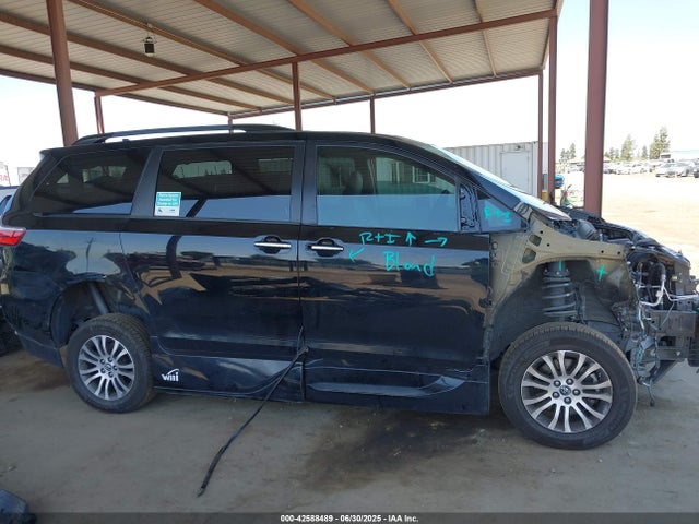 5TDYZ3DC1KS981664 Toyota 2gr-fks