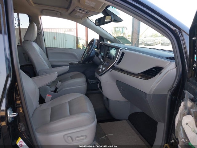 5TDYZ3DC1KS981664 Toyota 2gr-fks