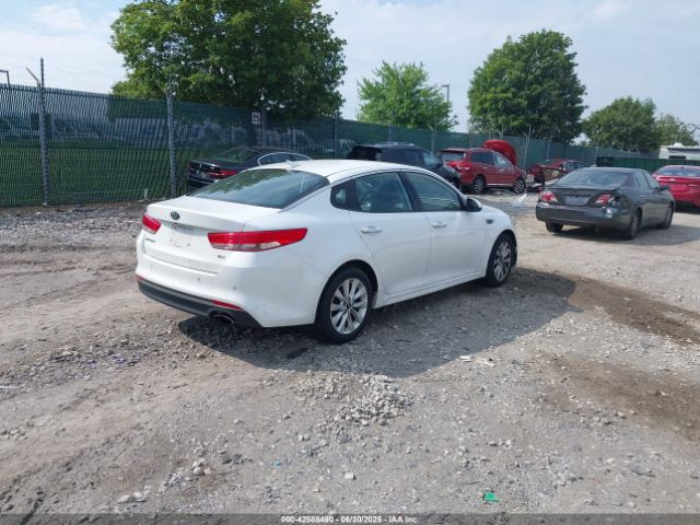 2018 KIA OPTIMA 5XXGU4L34JG227062 Photo 3