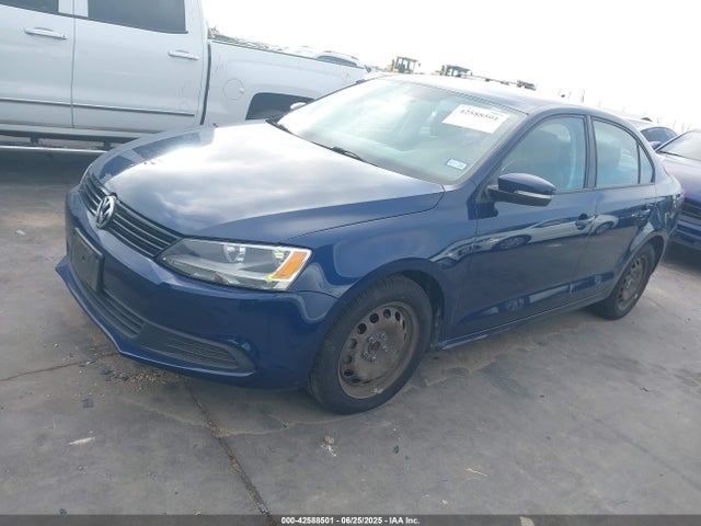 3VWD17AJ5EM369548 Volkswagen Jetta