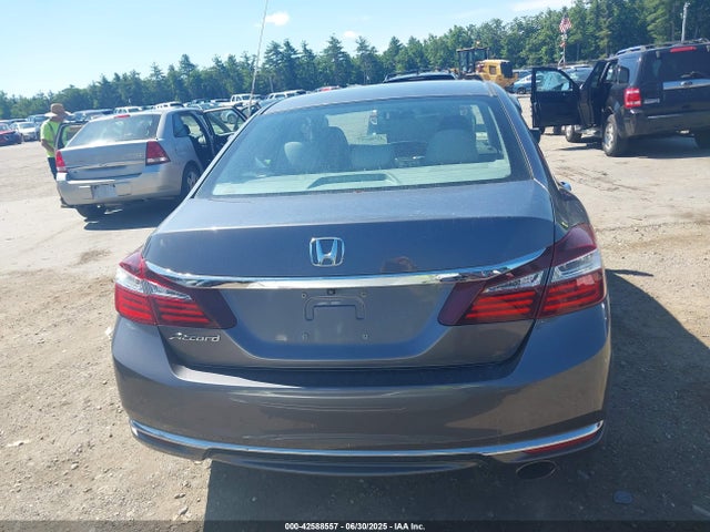 Honda k24w1 2016 1HGCR2F33GA242559 Image 16