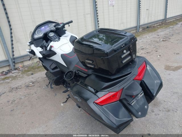 2022 HONDA GL1800 JH2SC7940NK400450 Photo 2