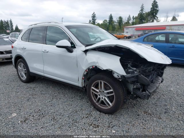 2016 PORSCHE CAYENNE WP1AA2A22GKA14900