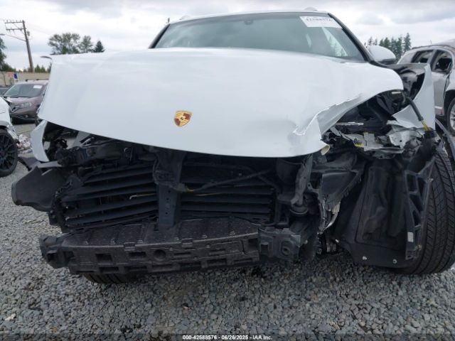 2016 PORSCHE CAYENNE WP1AA2A22GKA14900 Photo 5