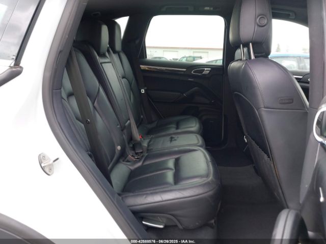 2016 PORSCHE CAYENNE WP1AA2A22GKA14900 Photo 7