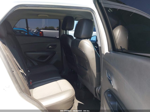 KL7CJLSM2NB516641 Chevrolet le2