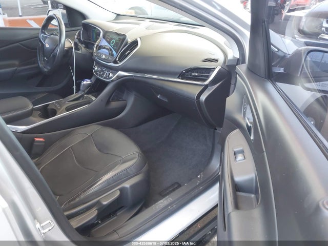 1G1RD6S54JU136321 Chevrolet l3a - direct injection, variable valve timing, hybrid, gen 1