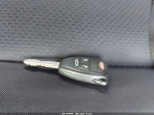 2013 CHRYSLER 200 1C3CCBBB5DN655301 Photo 10