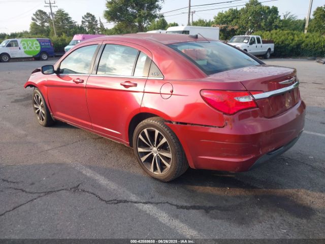 2013 CHRYSLER 200 1C3CCBBB5DN655301 Photo 2