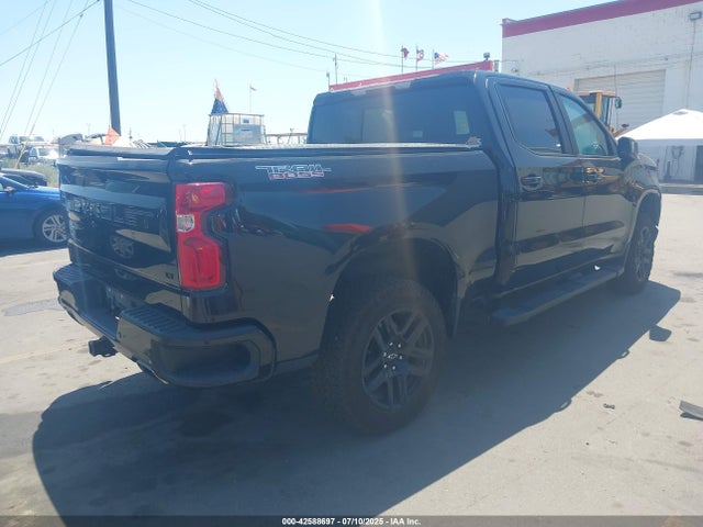 Chevrolet l84 2021 1GCPYFED4MZ267455 Image 4