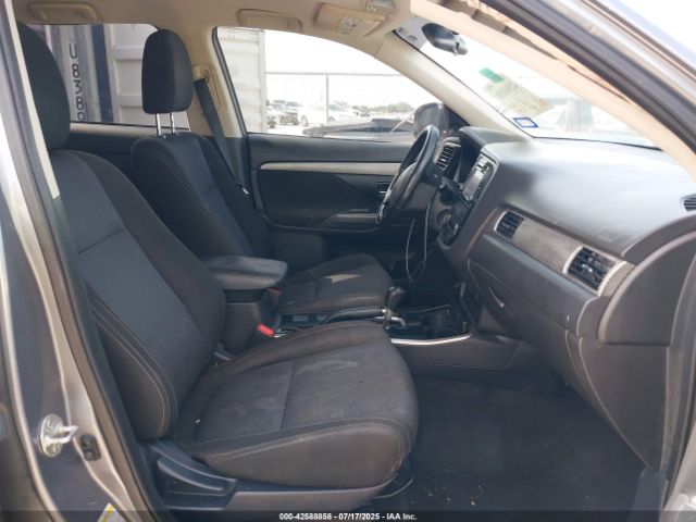 2017 MITSUBISHI OUTLANDER JA4AD2A36HZ042915 Photo 4