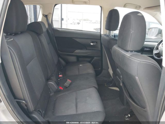 2017 MITSUBISHI OUTLANDER JA4AD2A36HZ042915 Photo 7