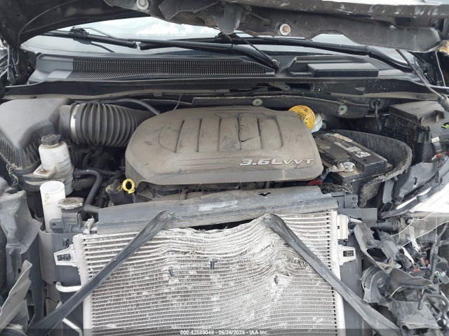 2C4RC1BG1FR619767 Chrysler Town and Country
