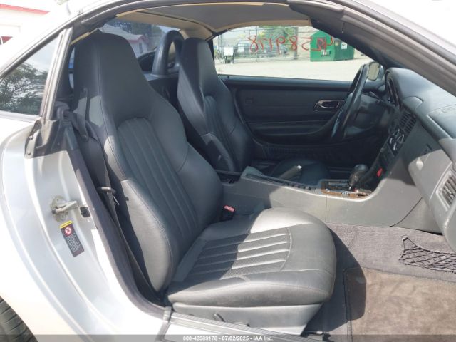 2003 MERCEDES-BENZ SLK 32 AMG WDBKK66F53F283741 Photo 7