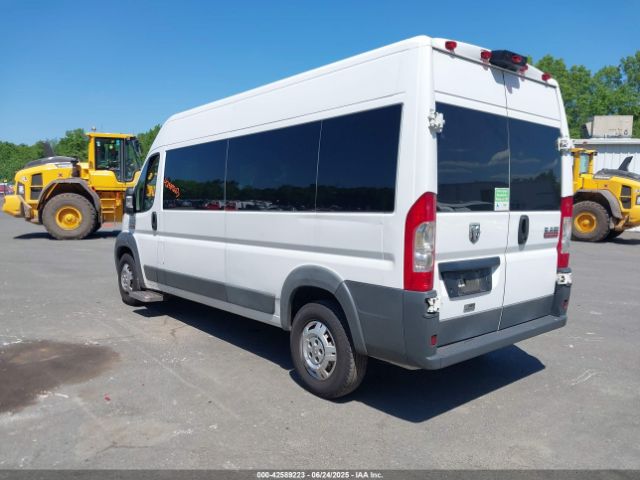2018 RAM PROMASTER 2500 3C7WRVPG8JE141538 Photo 2