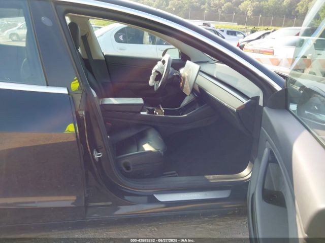 2019 TESLA MODEL 3 5YJ3E1EA5KF484399 Photo 4