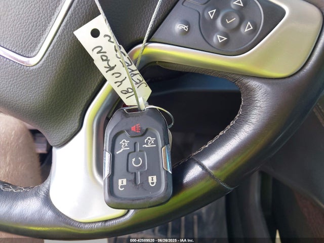 2018 GMC YUKON XL 1GKS2GKC8JR222399 Photo 10