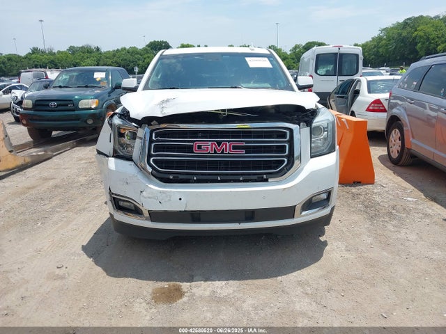 2018 GMC YUKON XL 1GKS2GKC8JR222399 Photo 5