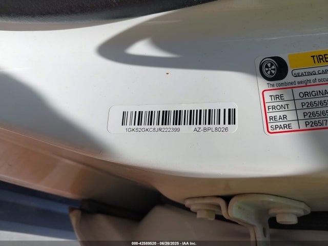 2018 GMC YUKON XL 1GKS2GKC8JR222399 Photo 8