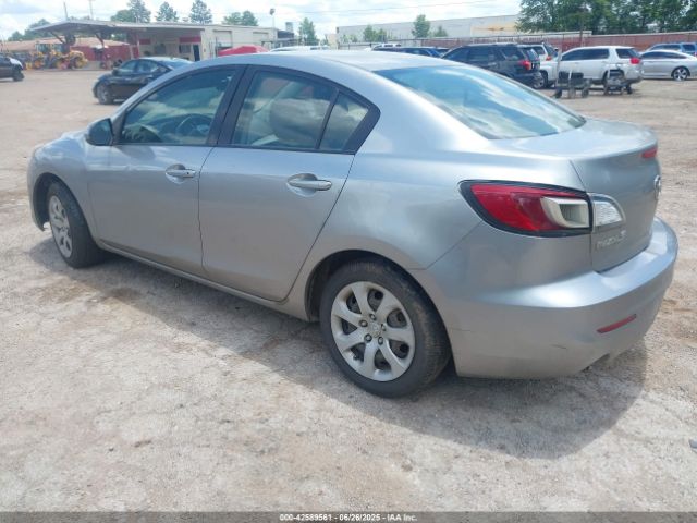 2013 MAZDA MAZDA3 JM1BL1TF9D1751054 Photo 2