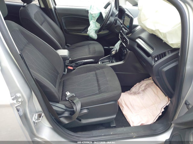 Ford 2018 2018 MAJ6P1UL2JC217989 Image 5