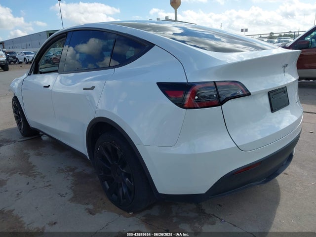 2023 TESLA MODEL Y 7SAYGDEE3PA050400 Photo 2