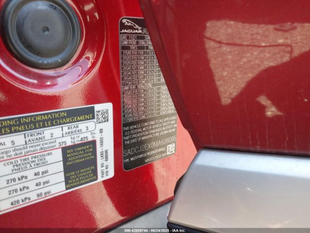 2021 JAGUAR F-PACE SADCJ2EX0MA688095 Photo 8