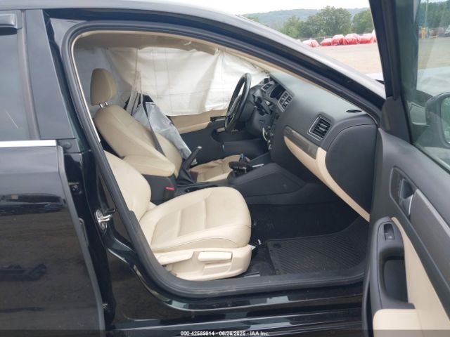 2017 VOLKSWAGEN JETTA 3VWB67AJ4HM270345 Photo 4
