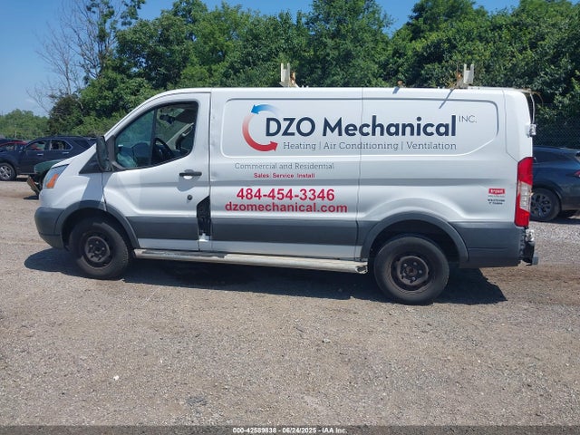 1FTNR1ZM4FKA47102 Ford 2015