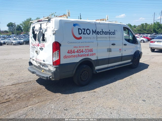 1FTNR1ZM4FKA47102 Ford 2015