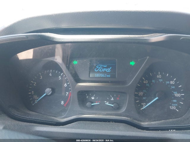 1FTNR1ZM4FKA47102 Ford 2015