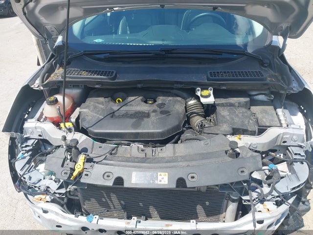 1FMCU9J92JUC67844 Ford Escape