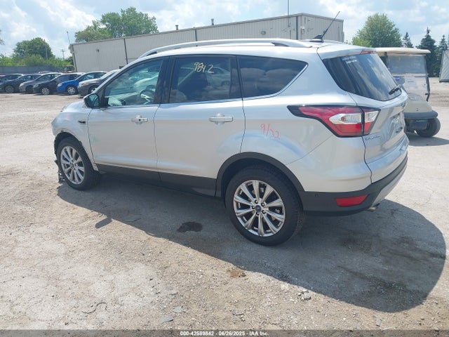 1FMCU9J92JUC67844 Ford Escape