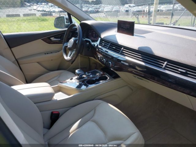 2017 AUDI Q7 WA1LAAF74HD023137 Photo 4