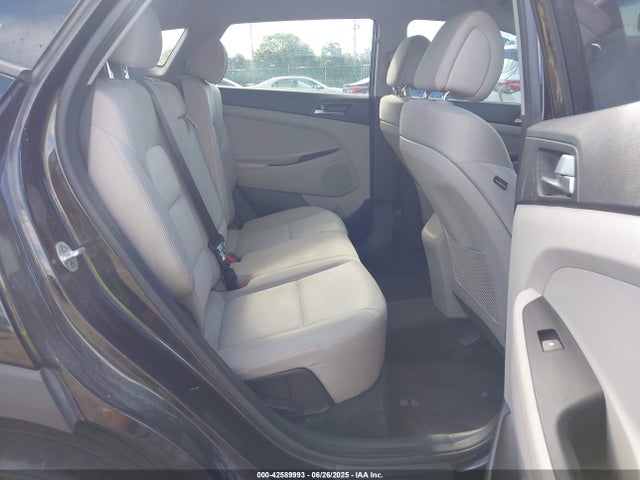 Hyundai 2016 2016 KM8J3CA47GU092589 Image 8